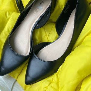 Nine West flats
